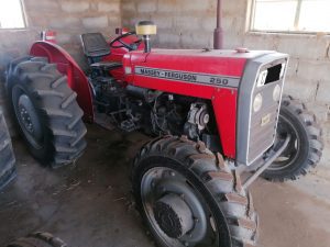 1986 Massey Ferguson 250 4x4