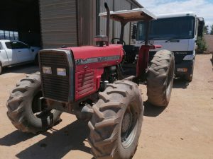 1995 Massey Ferguson 399 4x4