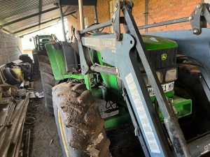 2005 John Deere 6420 4x4