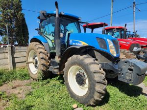 2014 New Holland T7060 4x4