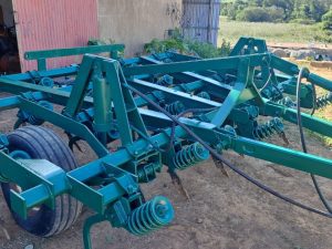John Shearer Trash Handicult Chisel Plough