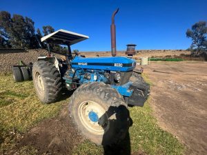 2000 New Holland 8030 4x4