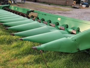 John Deere 616C Row Crop Head