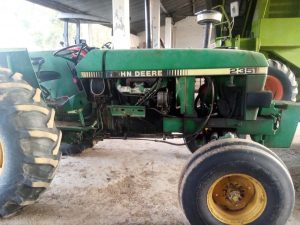 1992 John Deere 2251 4x2
