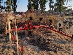 Wheel Rake