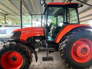 2010 Kubota M108 4x4