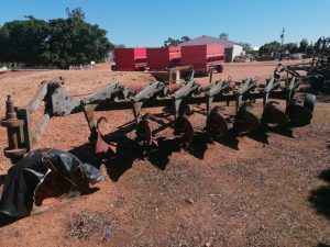 Erdvark Mouldboard Plough