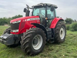 2017 Massey Ferguson 7620 4x4
