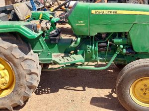 2016 John Deere 5403 4x2