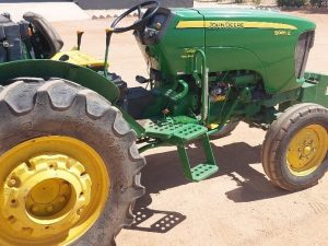2018 John Deere 5065E 4x2