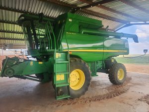 2008 John Deere 9570 STS