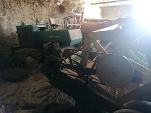 John Deere 800 Windrower