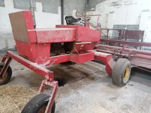 Massey Ferguson 226 Windrower