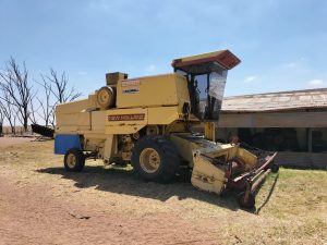 New Holland 8060 Combine Harvester