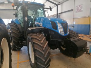 2023 New Holland T7040 4x4