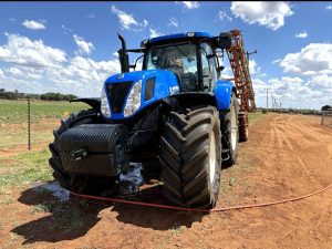2023 New Holland T7040 4x4