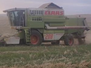 Claas Dominator 208 Mega Combine Harvester