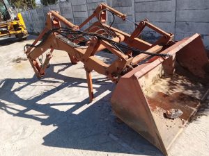 Loader For Tractor