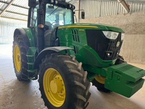 2018 John Deere 6175M 4x4