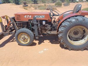 Fiat 474 4x2 tractor