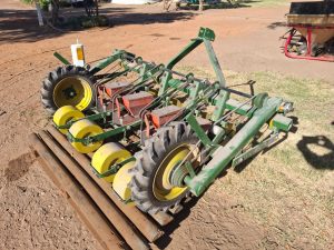Vegetable Seed Planter
