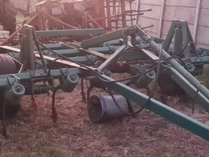 John Shearer Trash Handicult Chisel Plough