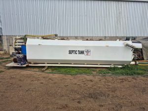 Honey Sucker Tank