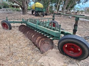 Erdvark One Way Disc Plough