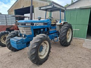Ford 8010 4x4