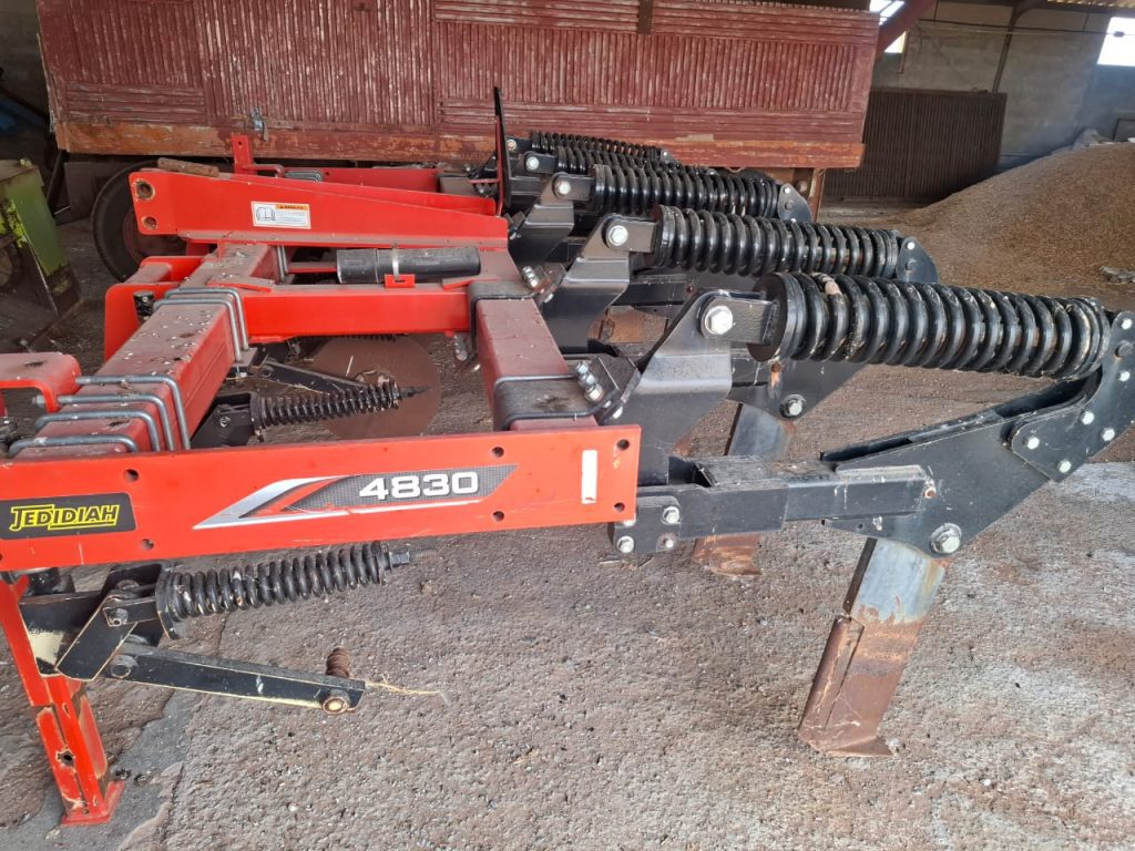 Kuhn 4830 Inline Ripper - CFC Agri