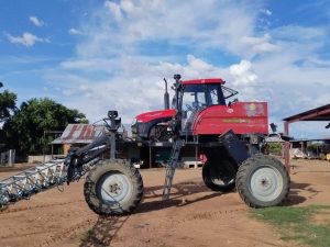 Peake YTO 904 Self Propelled Sprayer