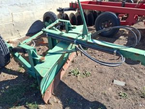 Joubert Implemente Grader