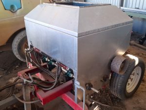 Red Ant Air Assist Fertilizer Spreader