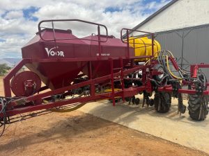 Rovic Voor Small Grain Planter