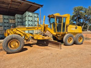 2004 Komatsu GD 530 A Grader