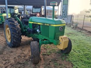 John Deere 2140 4x2