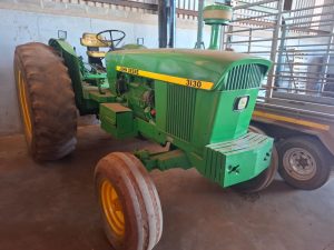 John Deere 3130 4x2