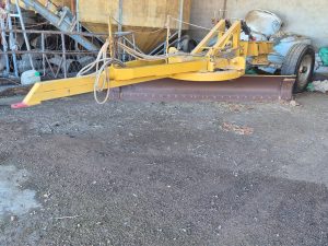 Pull Type Grader
