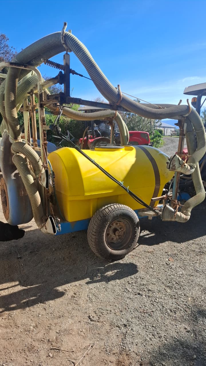 Nobili Double Row Vineyard Sprayer