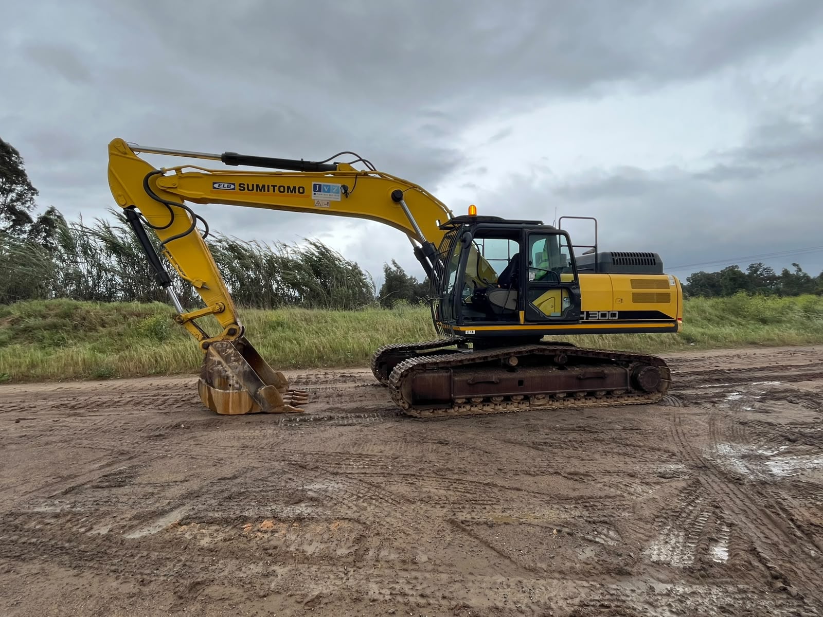 2019 Sumitomo SH300-6 Excavator