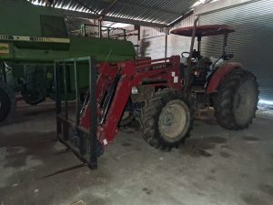 Case JX 100 4x4 with Loader